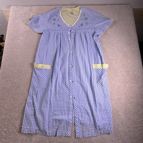 Secret Treasures Other - Vtg Secret Treasures Seersucker Night Gown Floral Snap Front 2XL Blue Butterfly